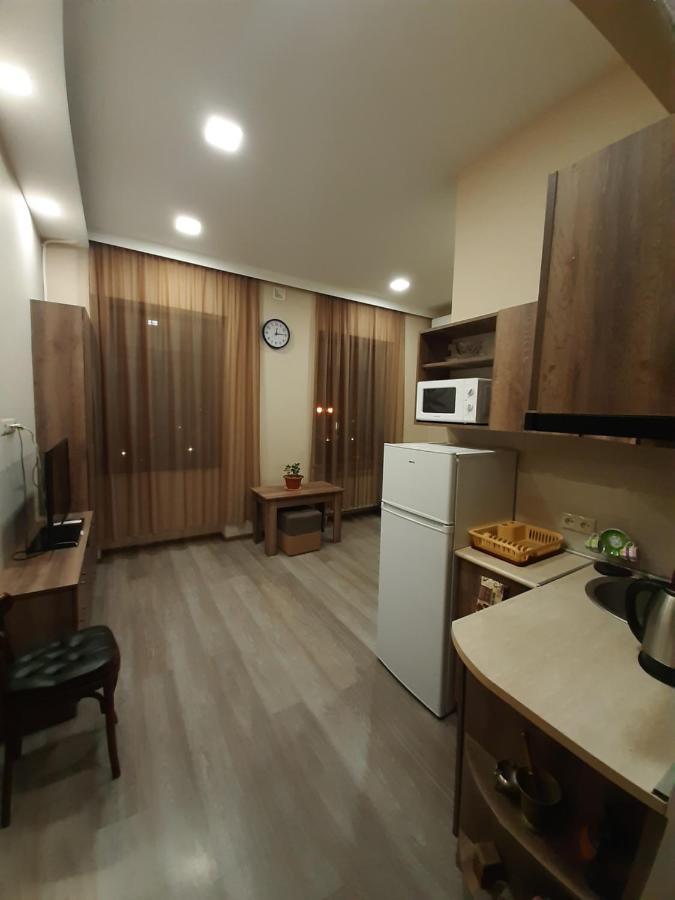 Yerevan, Abovyan 34 My Street المظهر الخارجي الصورة
